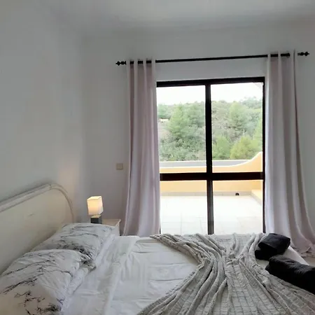 Vale Centeanes 2 Bedroom * Καρβοέιρο
