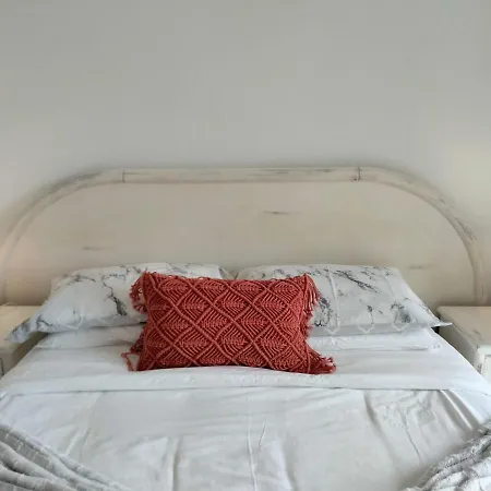 Vale Centeanes 2 Bedroom *